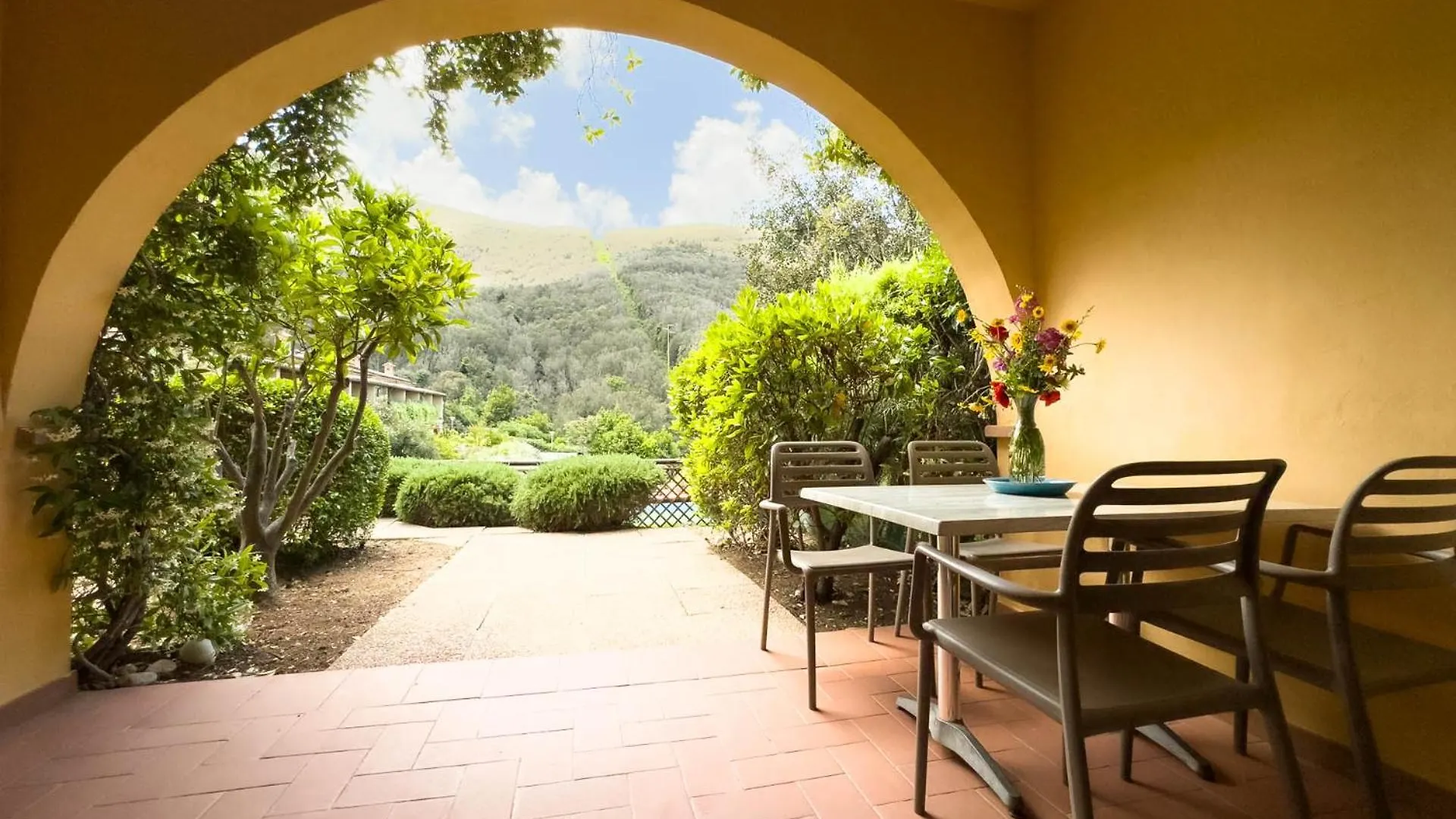 Apartment Borgo Alloro Casa Castagno Italy